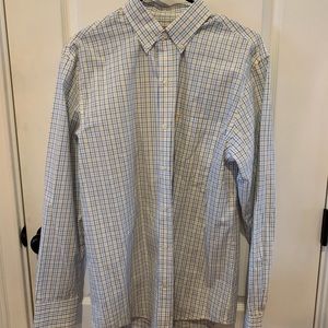 Izod men’s button down shirt